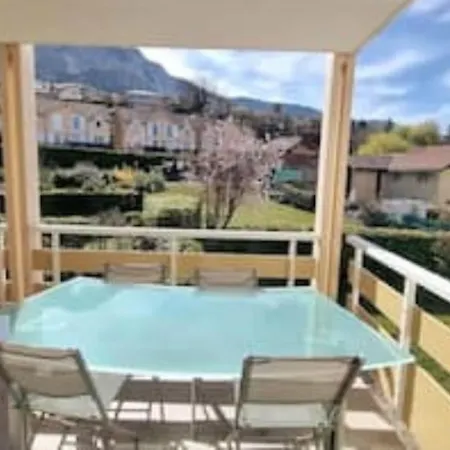 Apartament Pres Du Golf Et De Geneve